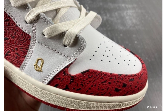 1   DJ5186-100 DJ5186-100 Jordan Spades Low 0307